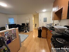 462 Park Dr, Unit 461-403 in Boston, MA - Building Photo - Building Photo