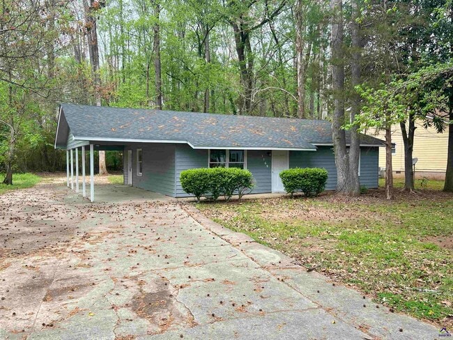 1169 Sandy Beach Dr in Macon, GA - Building Photo - Building Photo
