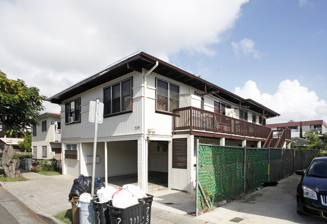 739 Pensacola St in Honolulu, HI - Foto de edificio - Building Photo