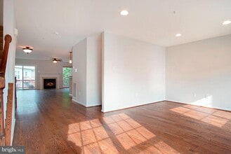 2427 Epstein Ct in Brookeville, MD - Building Photo - Building Photo