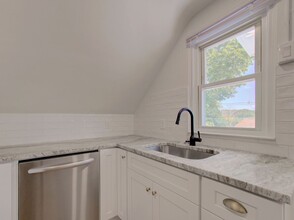 16 Benham Rd in Groton, CT - Building Photo - Building Photo