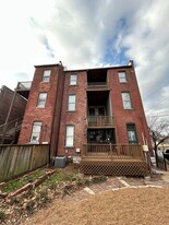 2300 S 9th St in St. Louis, MO - Building Photo