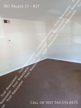 907 Palace Ct-Unit -#27 in Martinsville, VA - Building Photo - Building Photo