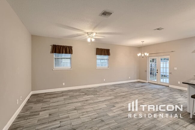 1307 E Warren St in Plant City, FL - Building Photo - Building Photo