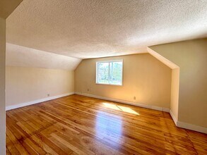 654 E Isabella Ave in Muskegon, MI - Building Photo - Building Photo