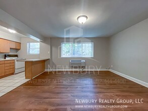 309 San Juan Dr-Unit -Apt. 7 in McKeesport, PA - Building Photo - Building Photo