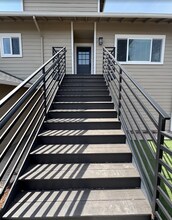 3729 Cannes Pl in Santa Rosa, CA - Foto de edificio - Building Photo