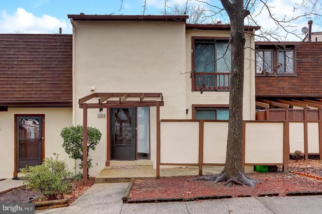 5393 White Mane in Columbia, MD - Building Photo