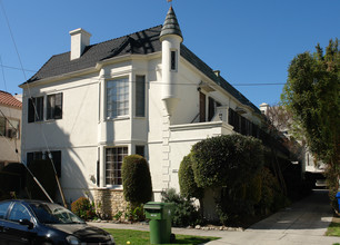 1407 N Catalina St in Los Angeles, CA - Building Photo - Building Photo