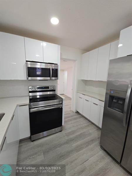 property at 4819 SW 22nd St