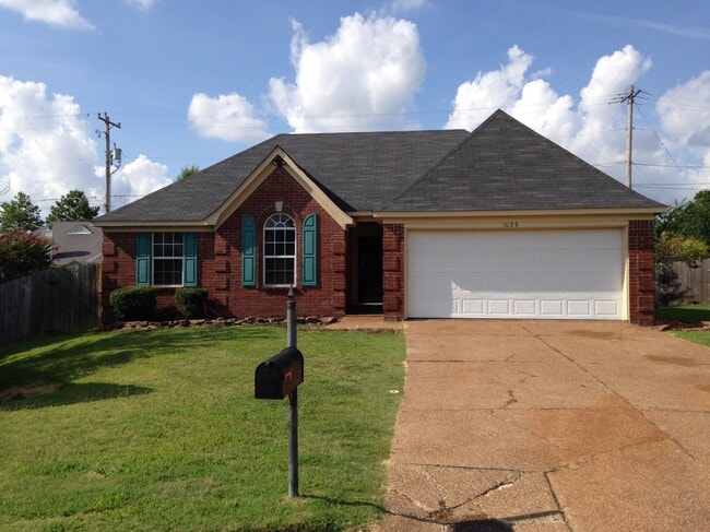 property at 1025 Lorena Cove