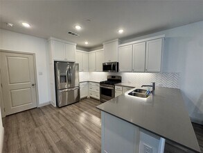 4365 Union St in North Richland Hills, TX - Foto de edificio - Building Photo