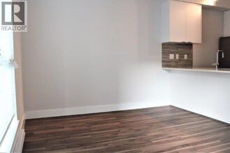 5355 Lane St in Burnaby, BC - Building Photo - Building Photo