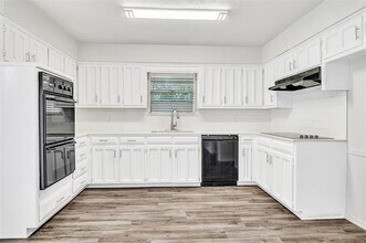 2110 Teakwood Ln in Plano, TX - Building Photo - Building Photo