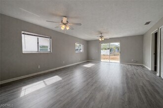 1718 SW Santa Barbara Pl in Cape Coral, FL - Building Photo - Building Photo