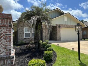 1199 French Quarter's Wy in Fort Walton Beach, FL - Building Photo - Building Photo