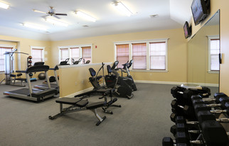 Rivers Pointe Apartments in Liverpool, NY - Building Photo - Interior Photo