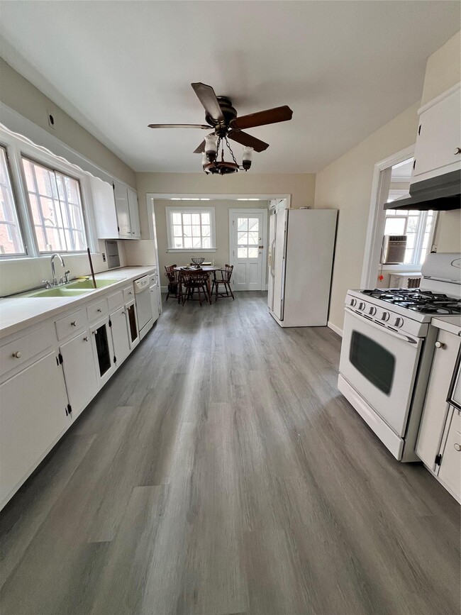 174 Fairview Ave in Port Chester, NY - Building Photo - Building Photo