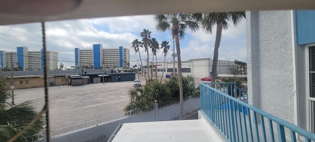 151 Medallion Blvd in Madeira Beach, FL - Building Photo - Building Photo