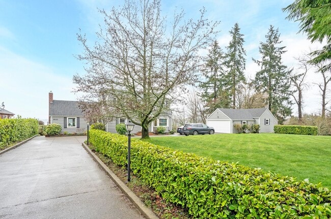 4930 Harbor View Dr NE in Tacoma, WA - Building Photo - Building Photo