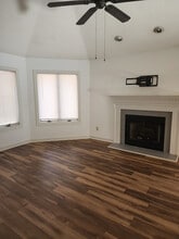 Room in Apartment on Knollwood Dr in Sanford, NC - Building Photo - Building Photo