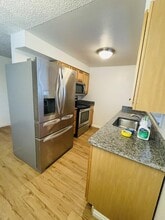 844 S Roberta St, Unit Unit 1 in Salt Lake City, UT - Foto de edificio - Building Photo