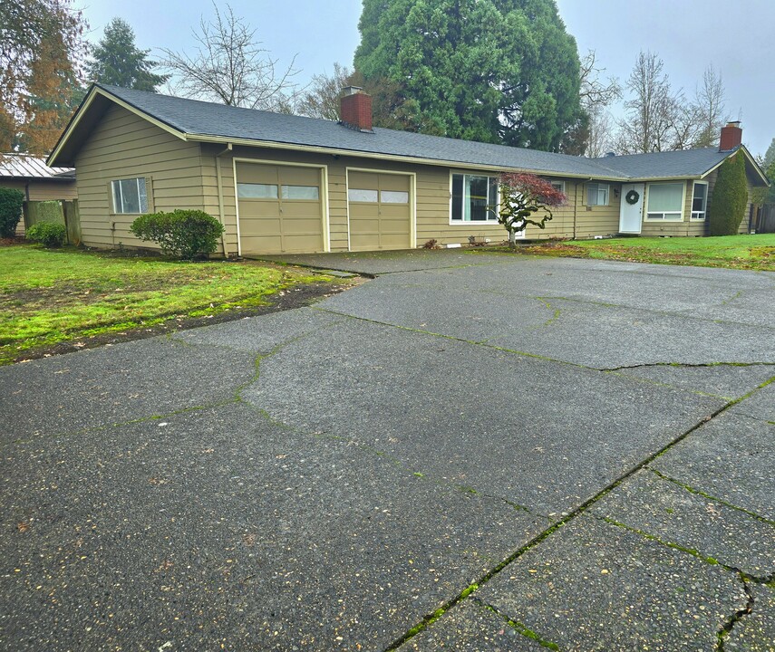 3333 17th Pl in Forest Grove, OR - Building Photo