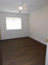 109 Mood Lake Dr in Kyle, TX - Building Photo - Building Photo