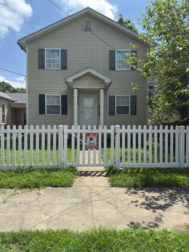 property at 2815 S 6th St