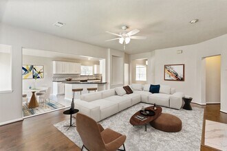 3131 Stratford Pointe Dr in Sugar Land, TX - Building Photo - Building Photo