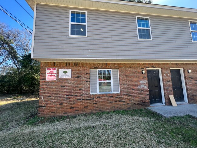 427 30th Pl in Tuscaloosa, AL - Foto de edificio - Building Photo