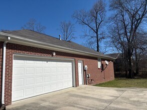 96 Hunt Creek Rd in Manchester, TN - Building Photo - Building Photo