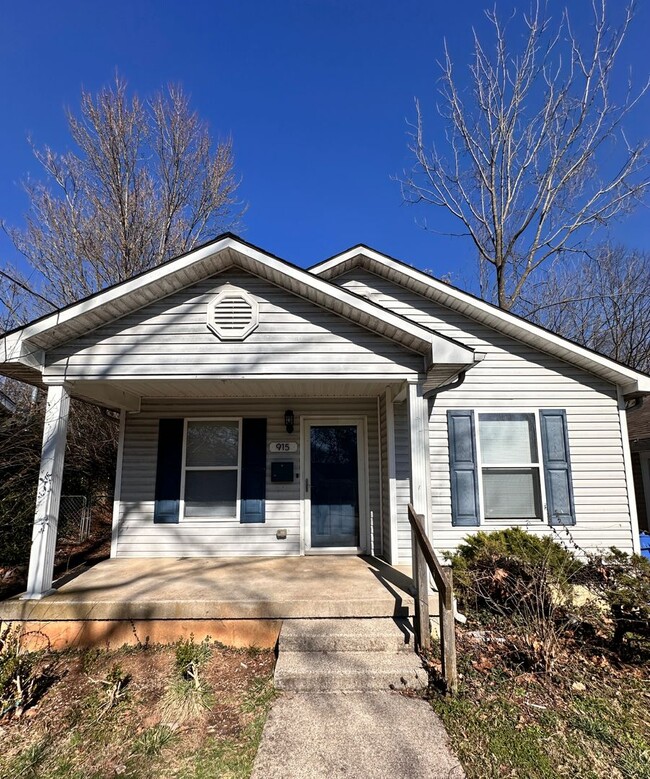 property at 915 Whitney Ave