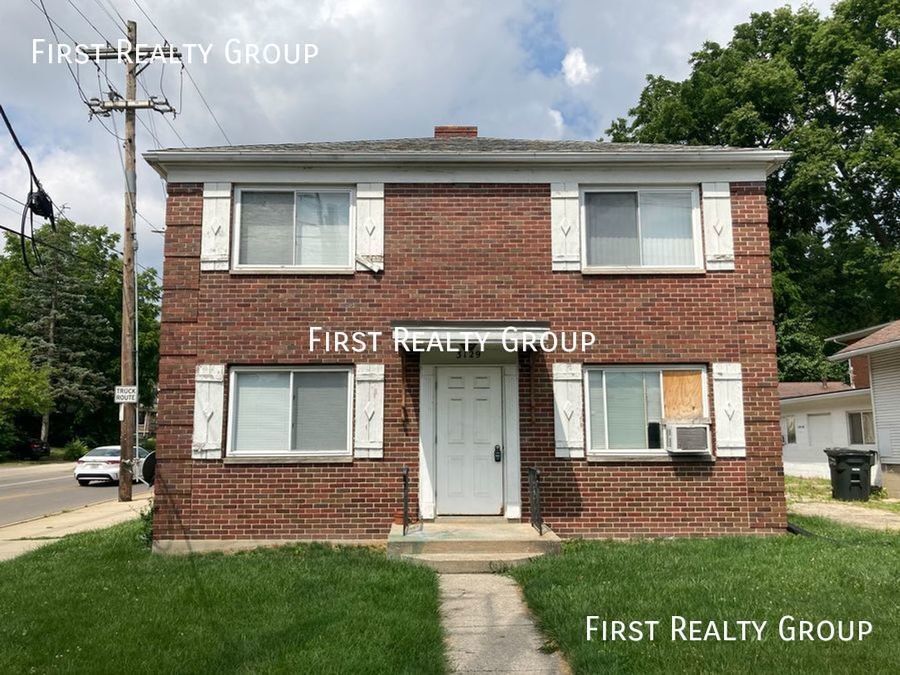 3129 S Smithville Rd in Dayton, OH - Building Photo