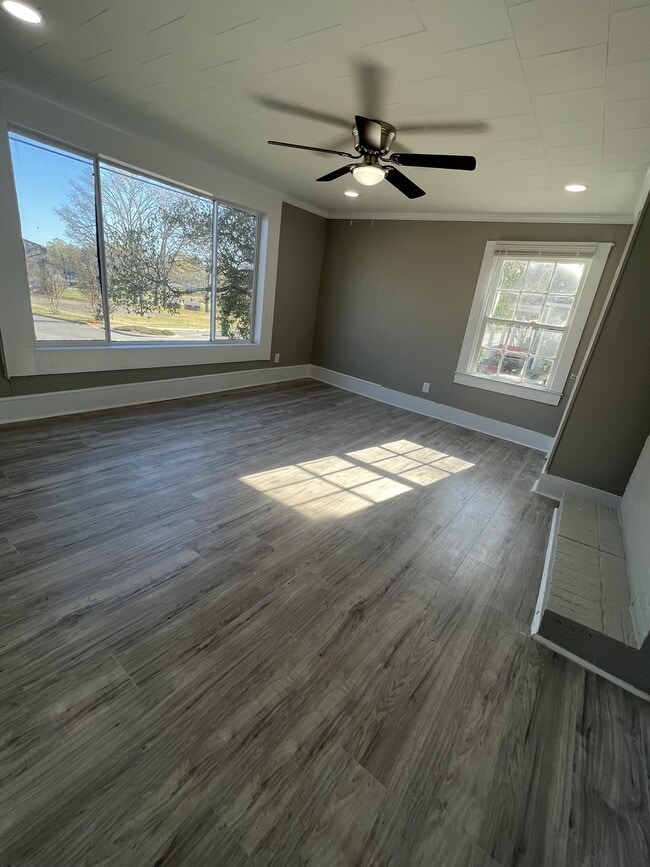 414 E Washington Ave in Bessemer City, NC - Building Photo - Building Photo