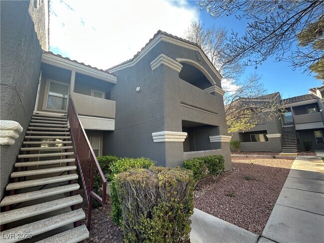 property at 5055 W Hacienda Ave