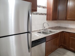 5825 Balsam Rd, Unit 2 in Madison, WI - Building Photo - Building Photo