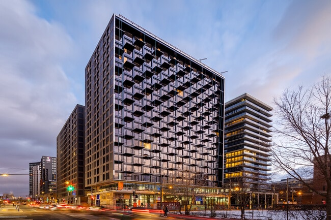 Griffin Square Condo Rentals Griffintown in Montréal, QC - Building Photo - Building Photo