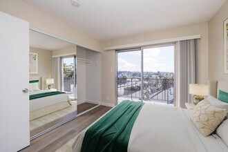 345 MacArthur in Oakland, CA - Building Photo - Building Photo