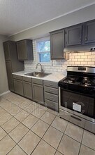 1141 NE Chester Ave in Topeka, KS - Building Photo - Building Photo