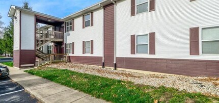 Ridgeview in Fortville, IN - Foto de edificio - Building Photo