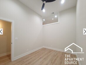 3829 N Southport Ave, Unit 1 in Chicago, IL - Foto de edificio - Building Photo