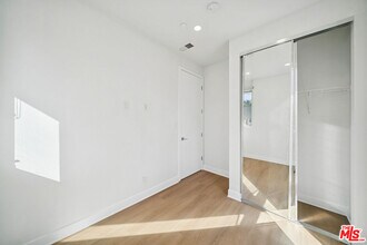 4523 St Elmo Dr in Los Angeles, CA - Building Photo - Building Photo