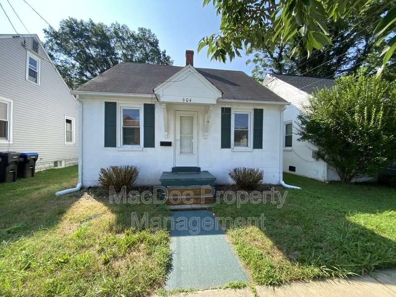 604 Maury St in Fredericksburg, VA - Building Photo