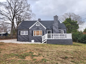 1516 E Geer St in Durham, NC - Building Photo - Building Photo