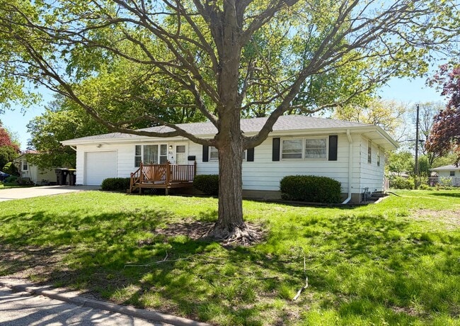 property at 801 Sheridan Rd