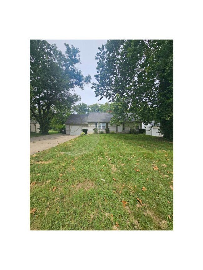 7900 E 87th St in Raytown, MO - Foto de edificio - Building Photo