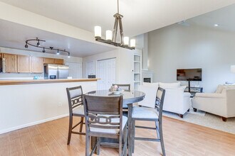 15555 E 40th Ave, Unit ID1386130P in Denver, CO - Foto de edificio - Building Photo