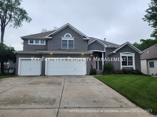 property at 5812 N Ames Ave