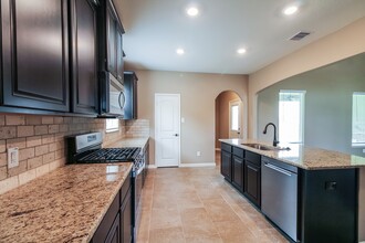 7565 Tyler Run in Conroe, TX - Building Photo - Building Photo